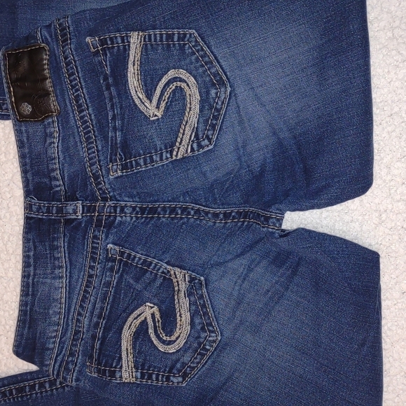 Silver Suki Mid Slim Bootcut Jeans Size 26 - Picture 3 of 9